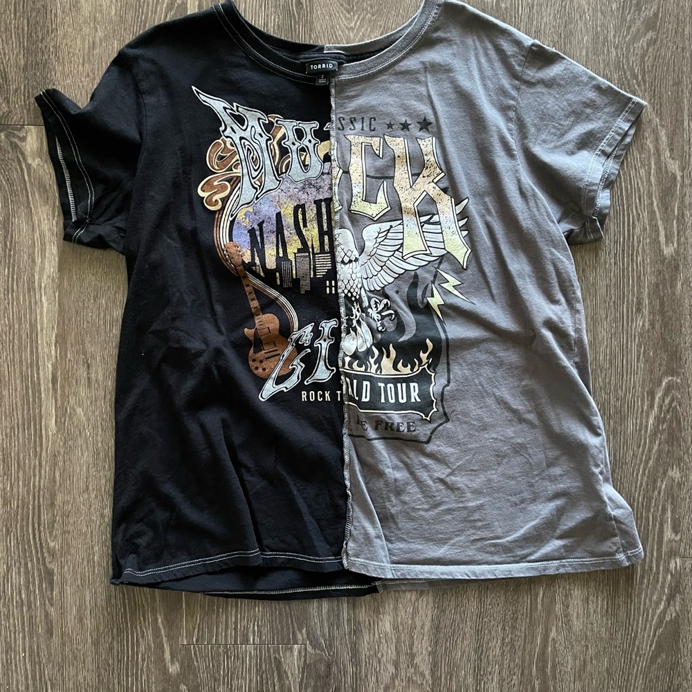 Torrid Short Sleeve Top